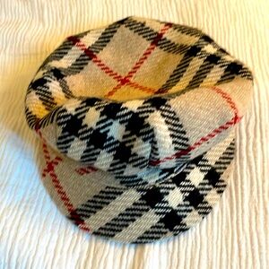 Burberry Pageboy hat